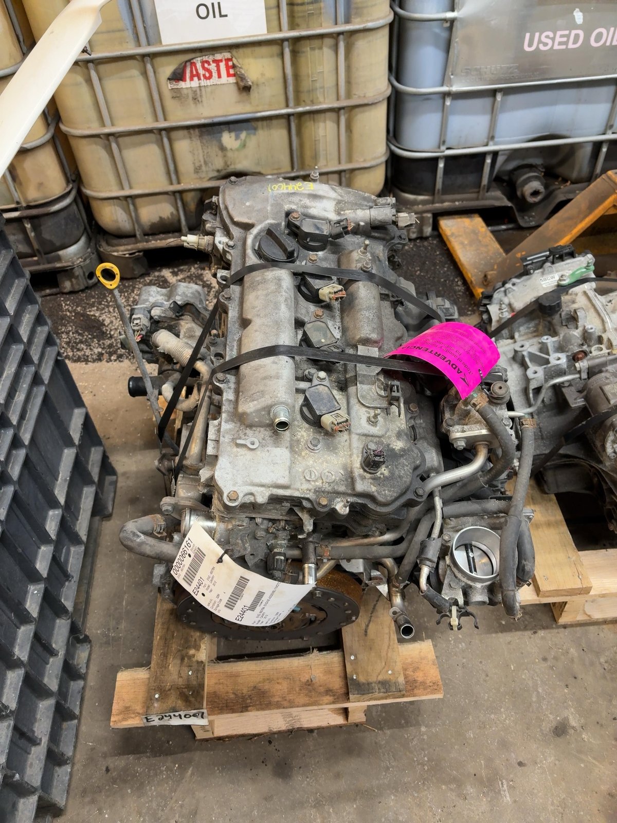 2012 Toyota 2.5L Engine - Commercial View