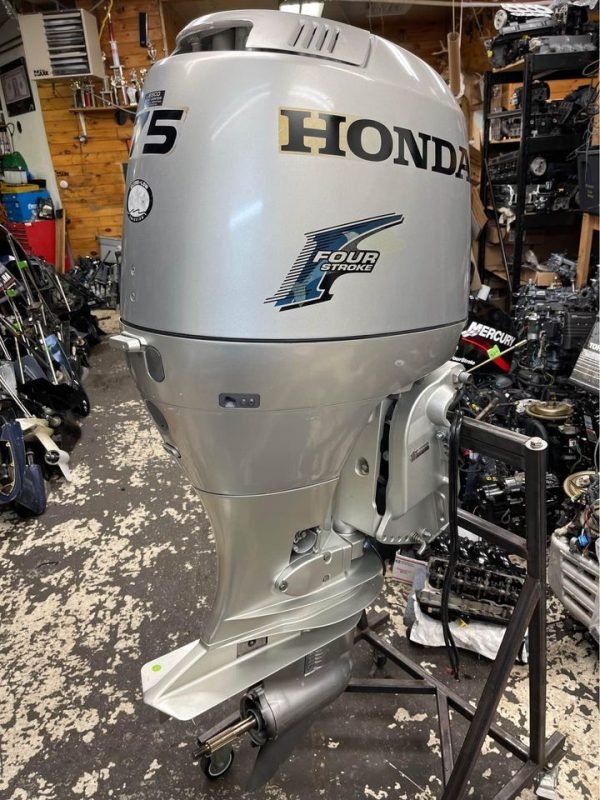 2014 Honda BF Engine - Commercial View