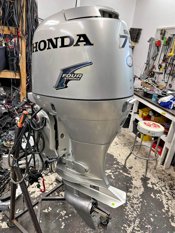 2017 Honda BF Engine - Commercial View