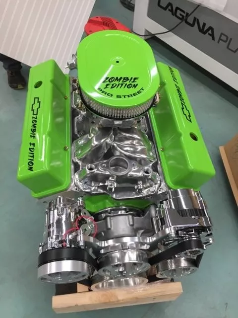 350 Chevy Engine - Commercial View