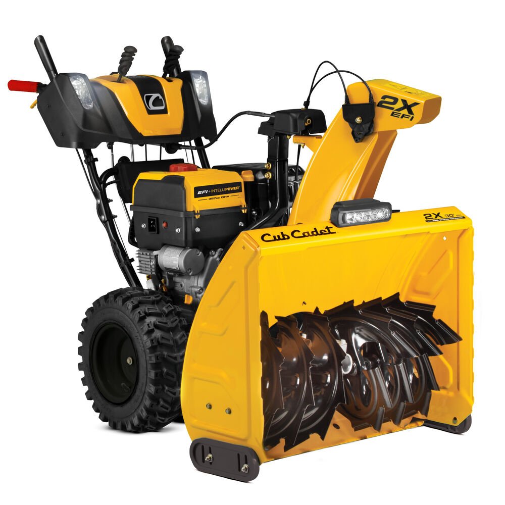 Cub AMV658 Snow Blower - Commercial View